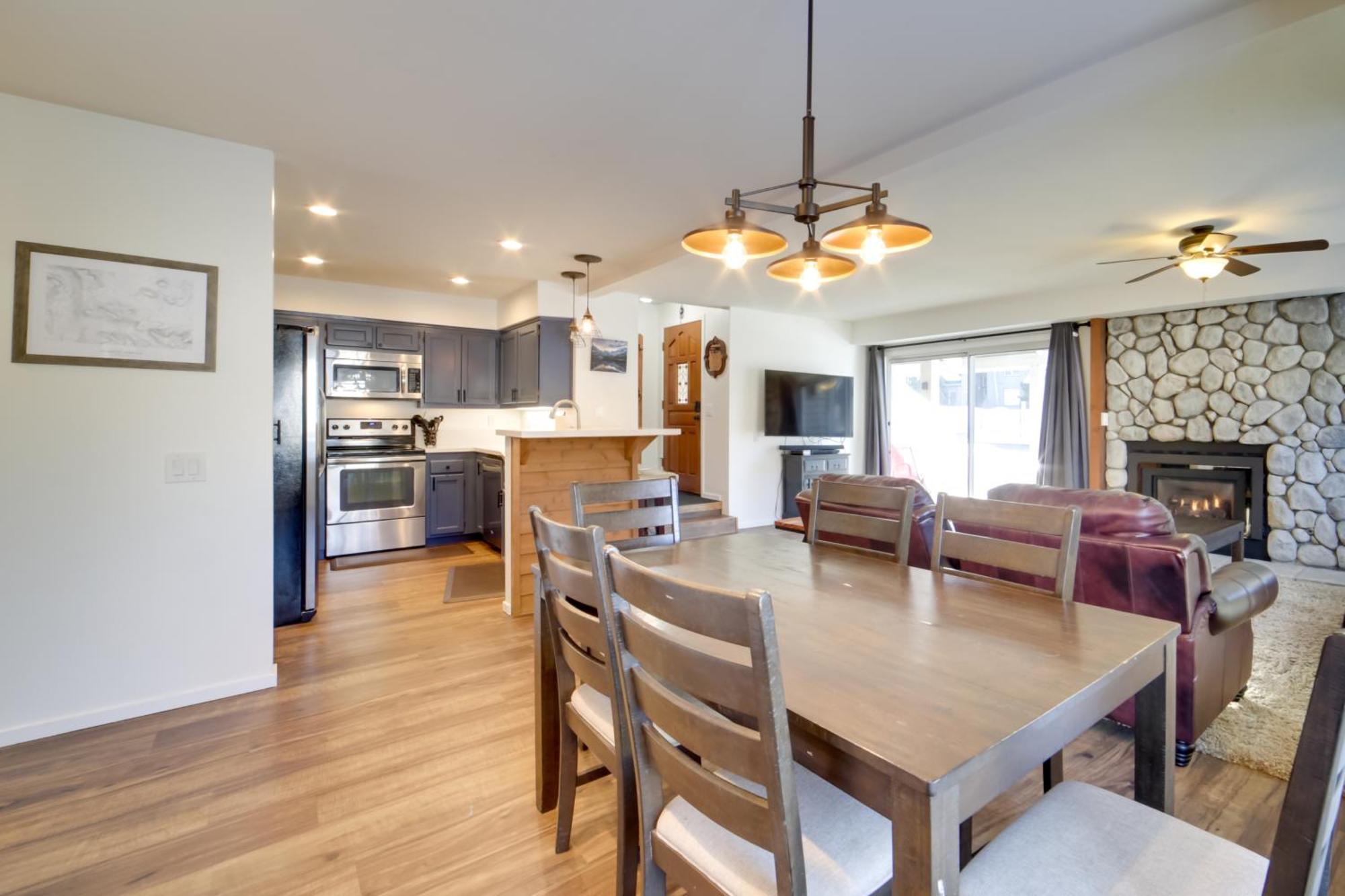 Snowcreek Resort Condo With Deck At Mammoth Mountain ماموث لاكيس المظهر الخارجي الصورة